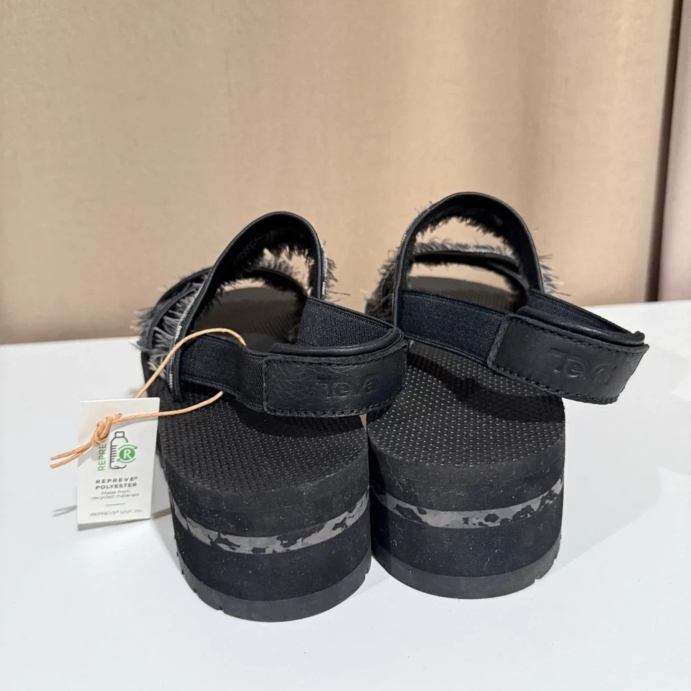 Teva Flatform Universal Fringe Sandals Black Grey Geometric Platform Womens